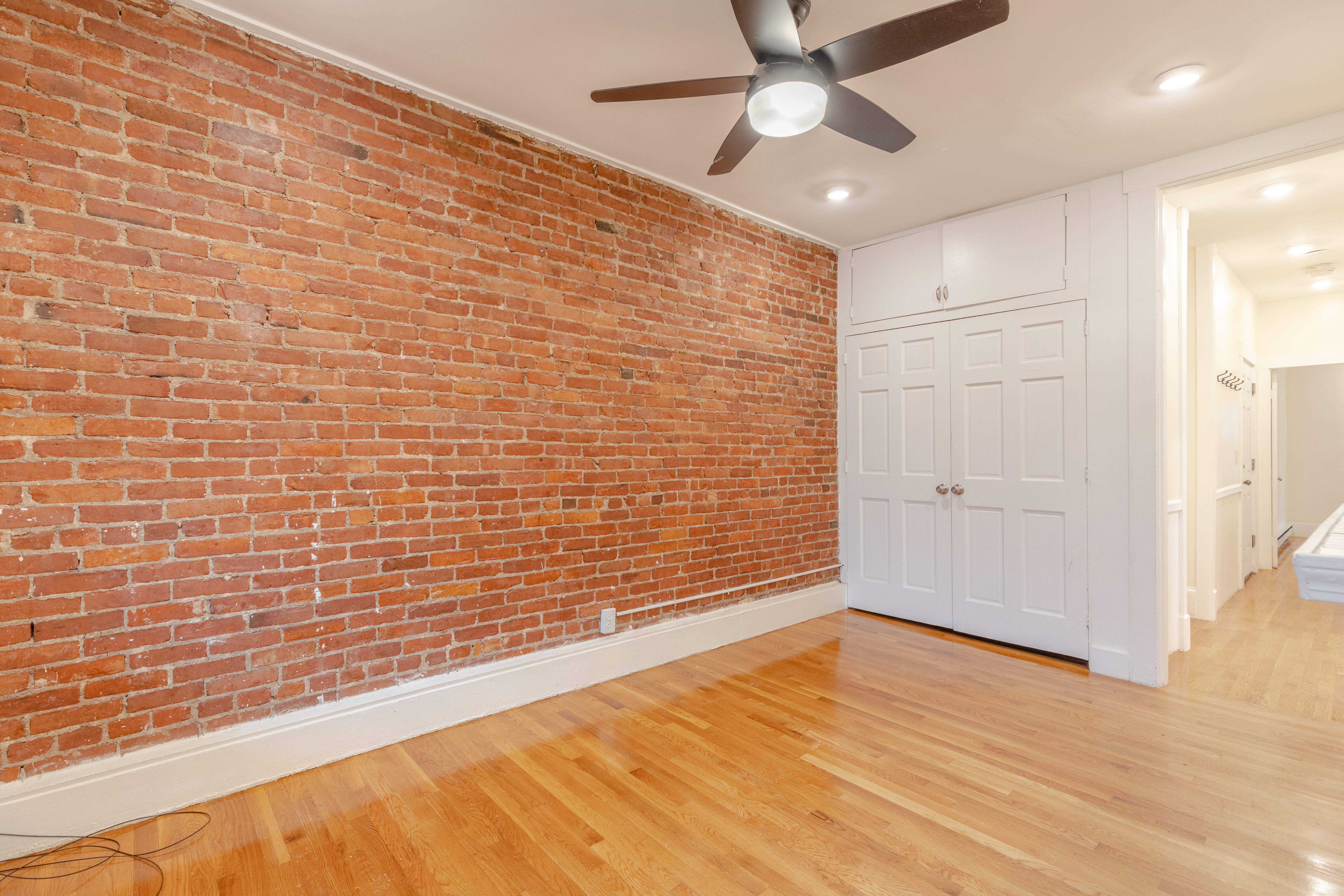 126 Day St, Jamaica Plain