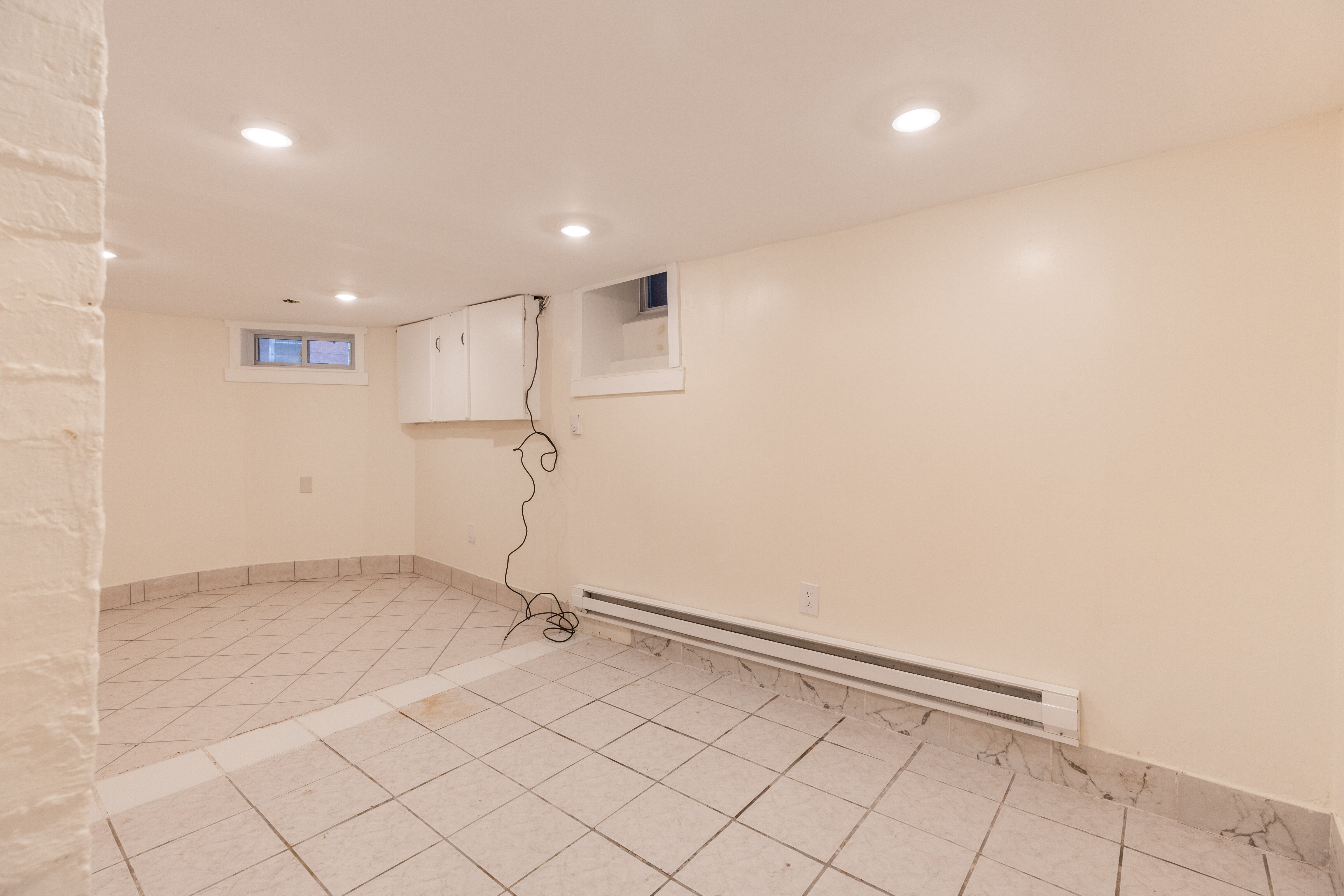 126 Day St, Jamaica Plain