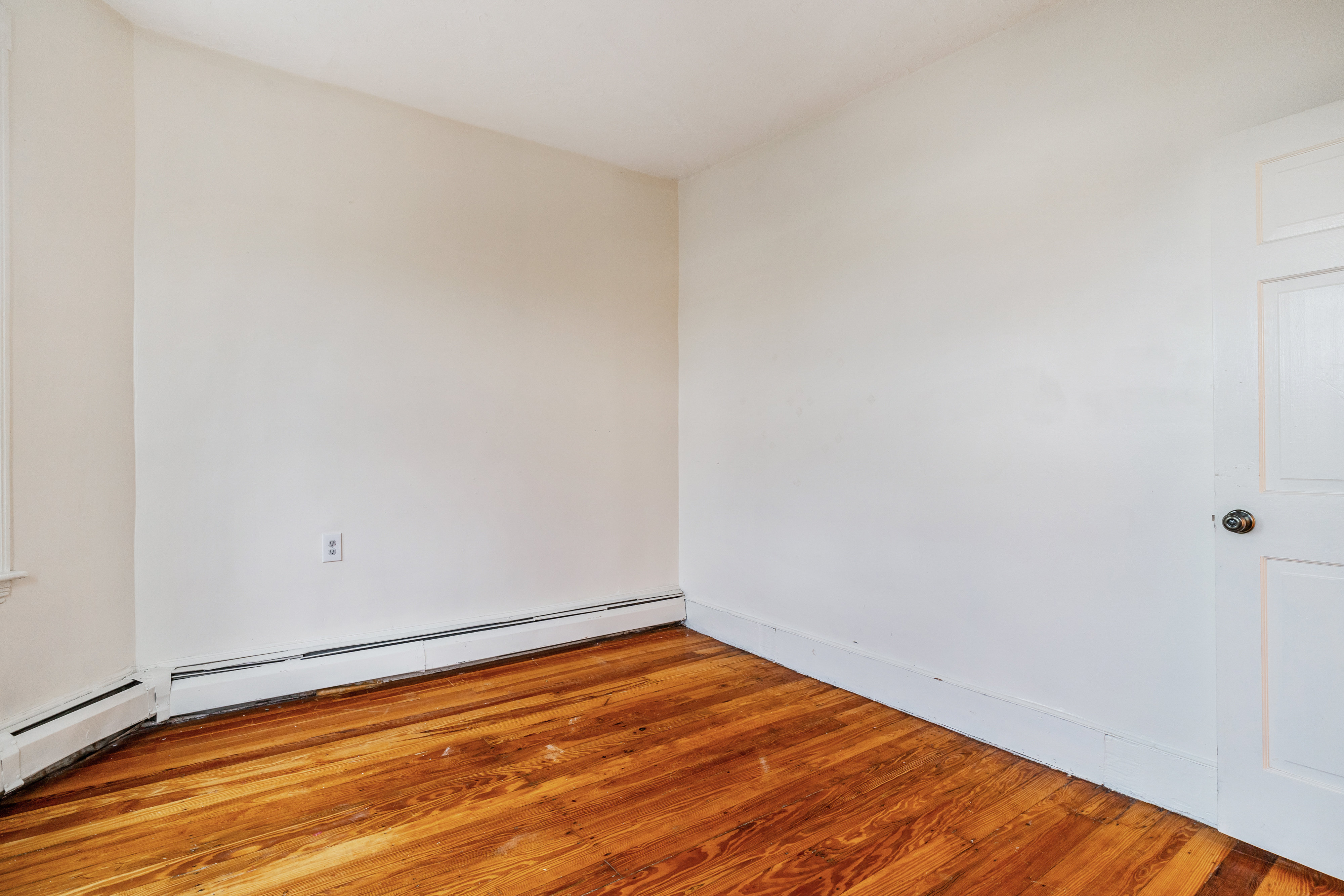 126 Day St, Jamaica Plain