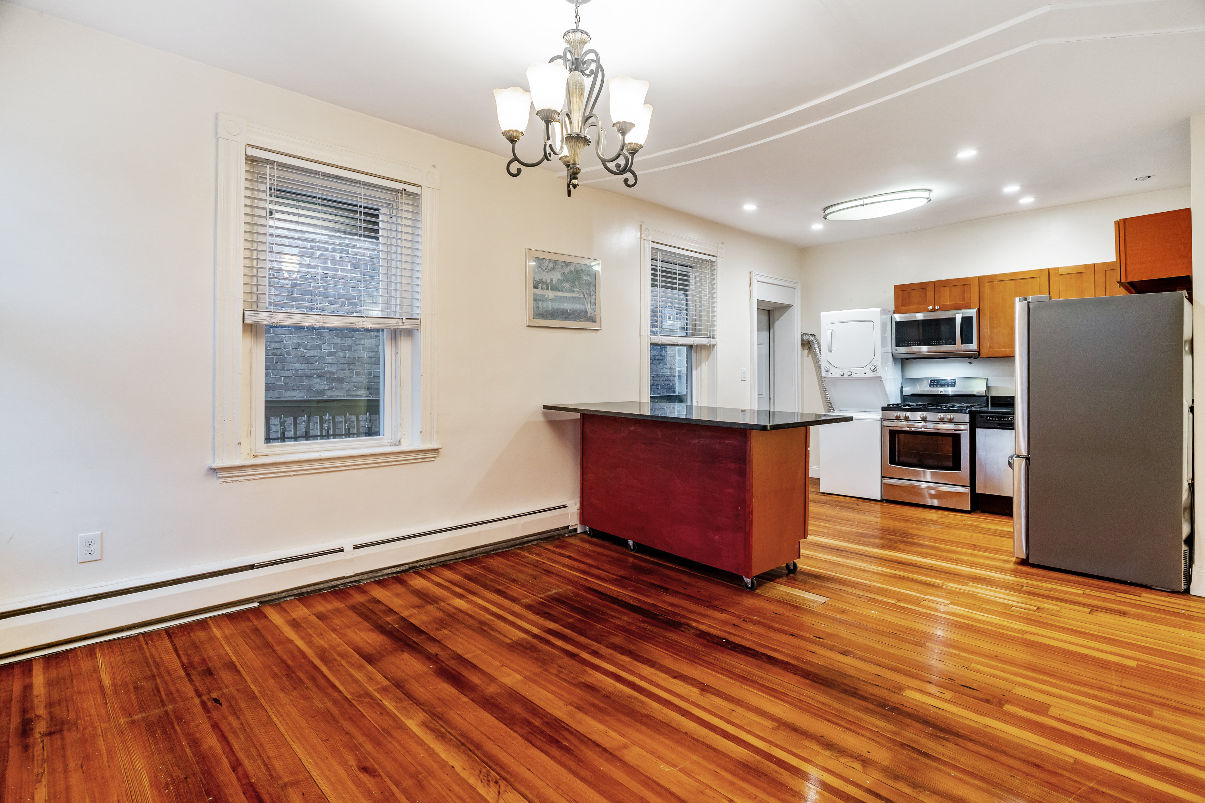 126 Day St, Jamaica Plain