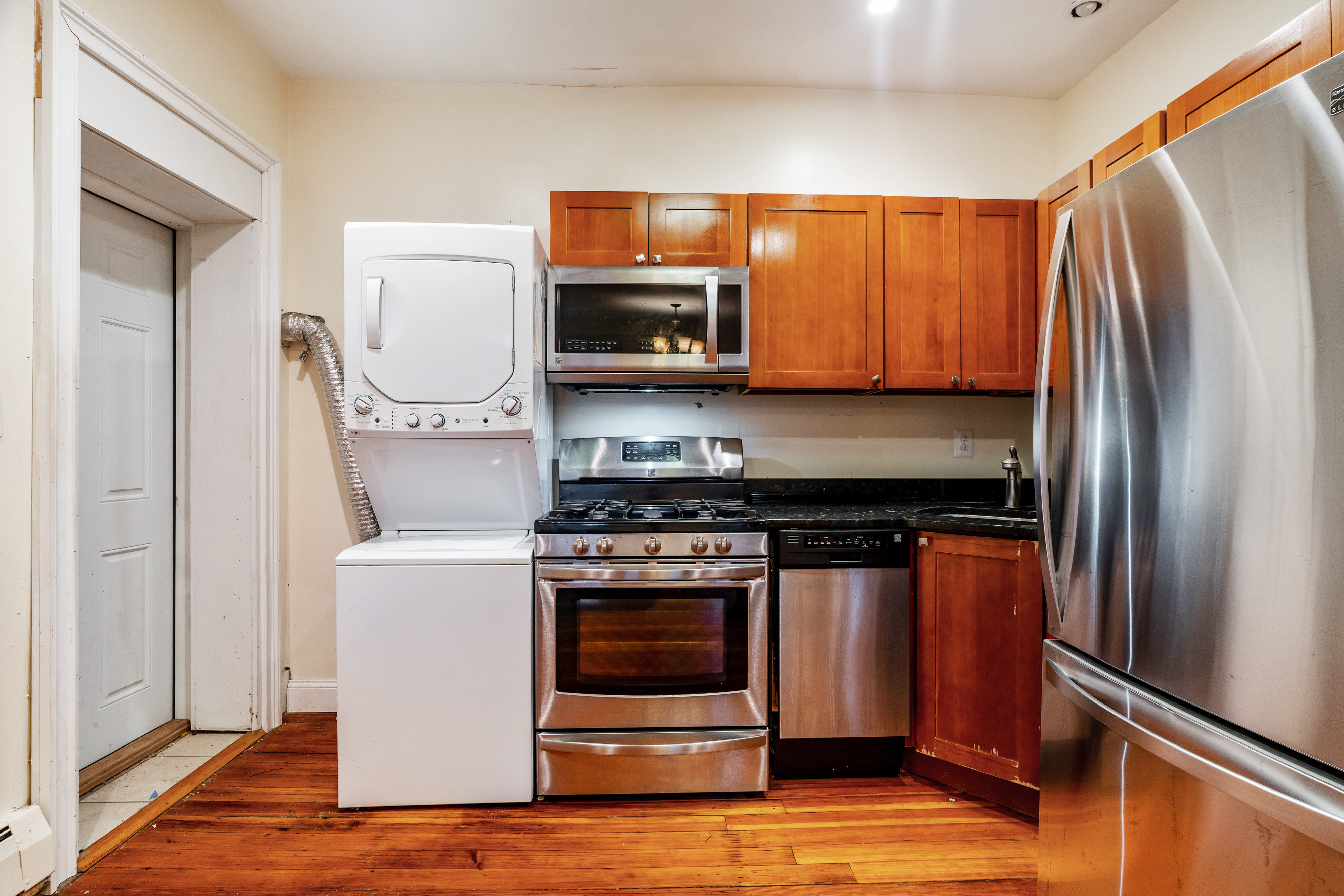 126 Day St, Jamaica Plain