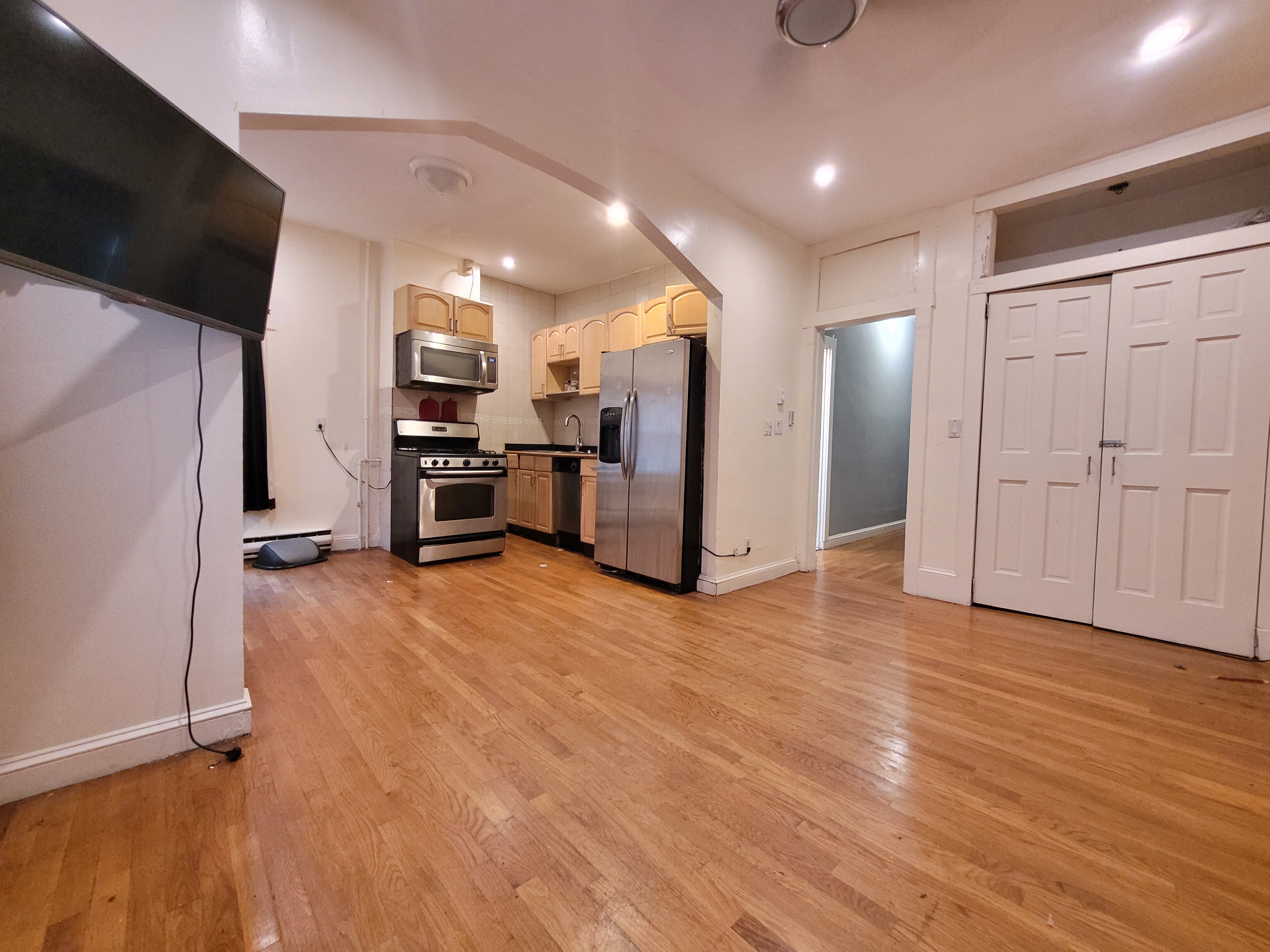 2 Mark St, Jamaica Plain