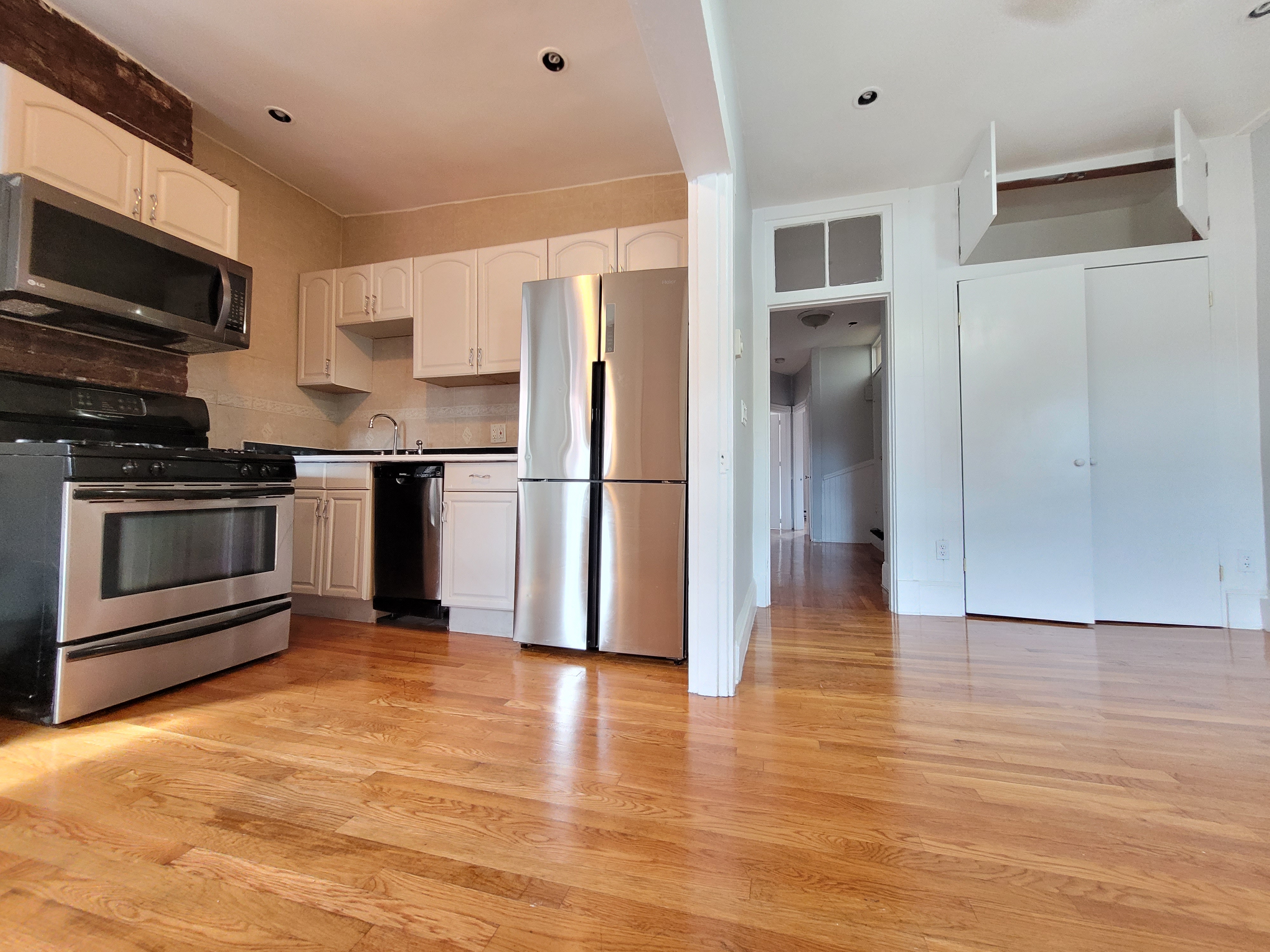 2 Mark St, Jamaica Plain