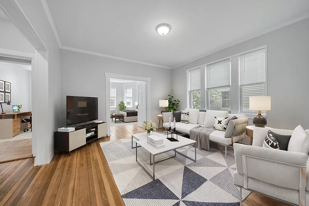 48 Clark Ave, Chelsea