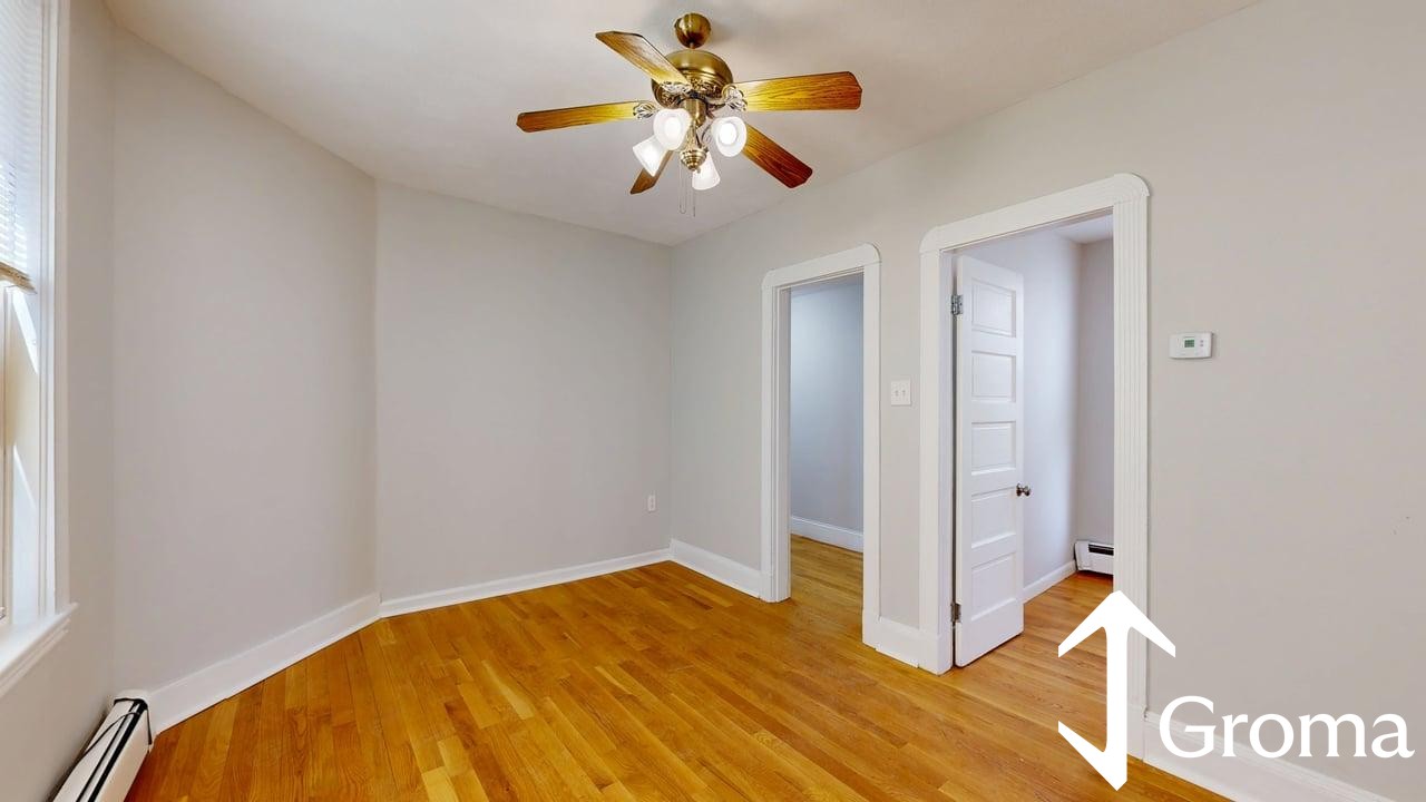 Photos of apartment on Chelsea St.,Boston MA 02128