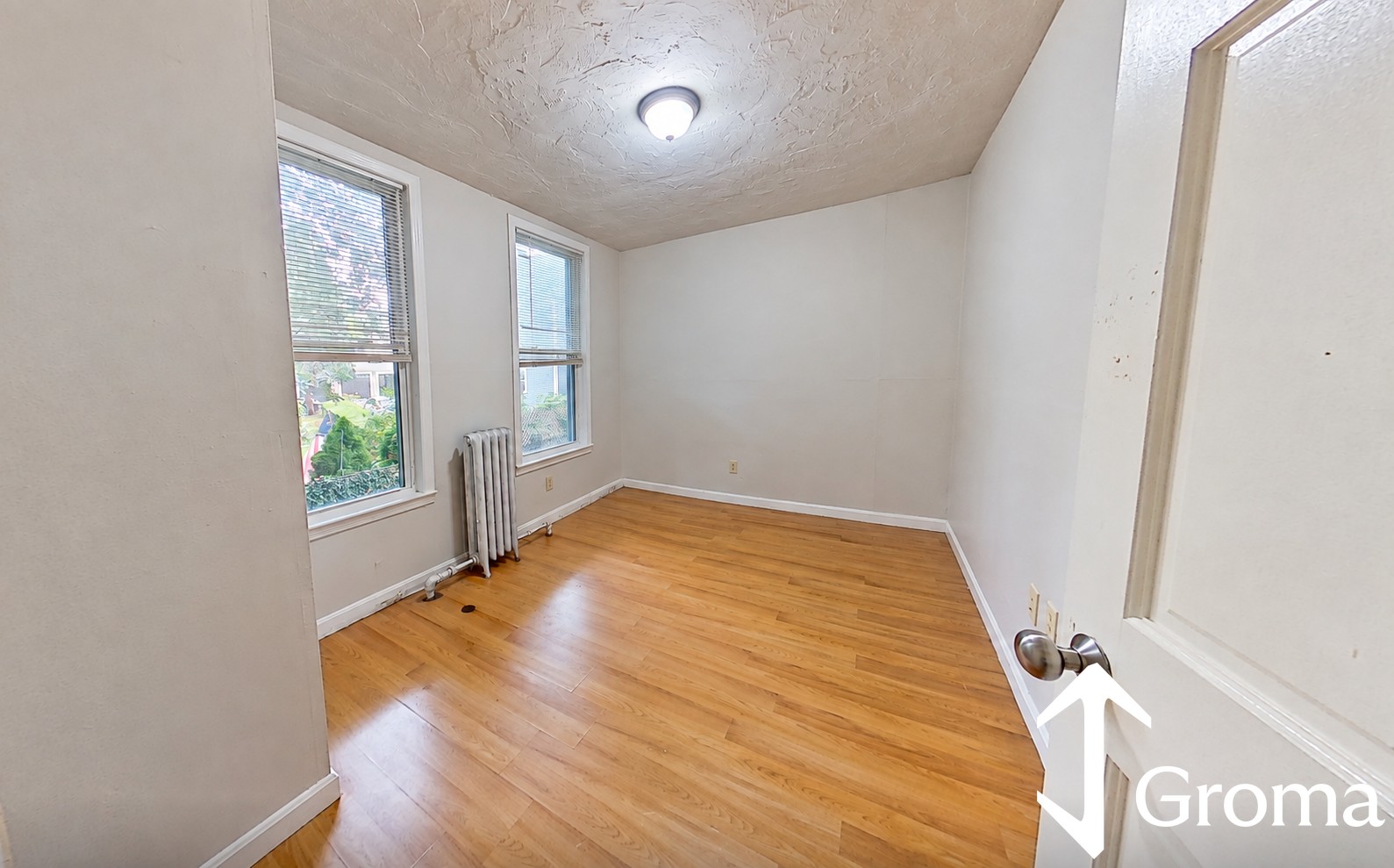 Photos of apartment on Hillside St.,Boston MA 02120