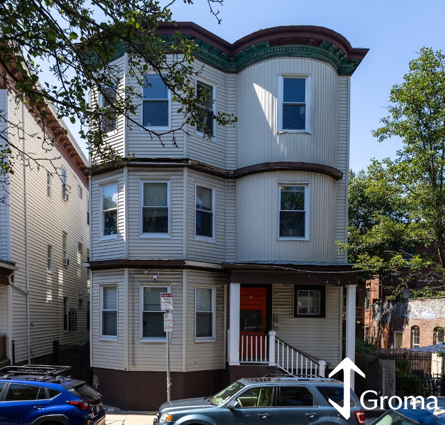 Photos of apartment on Carmel St.,Boston MA 02120