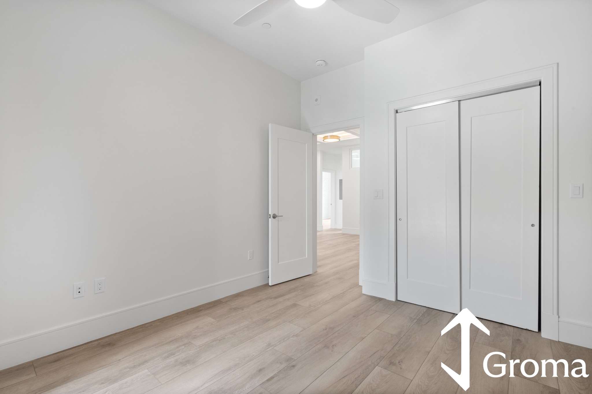 Photos of apartment on Beacon St.,Brookline MA 02446