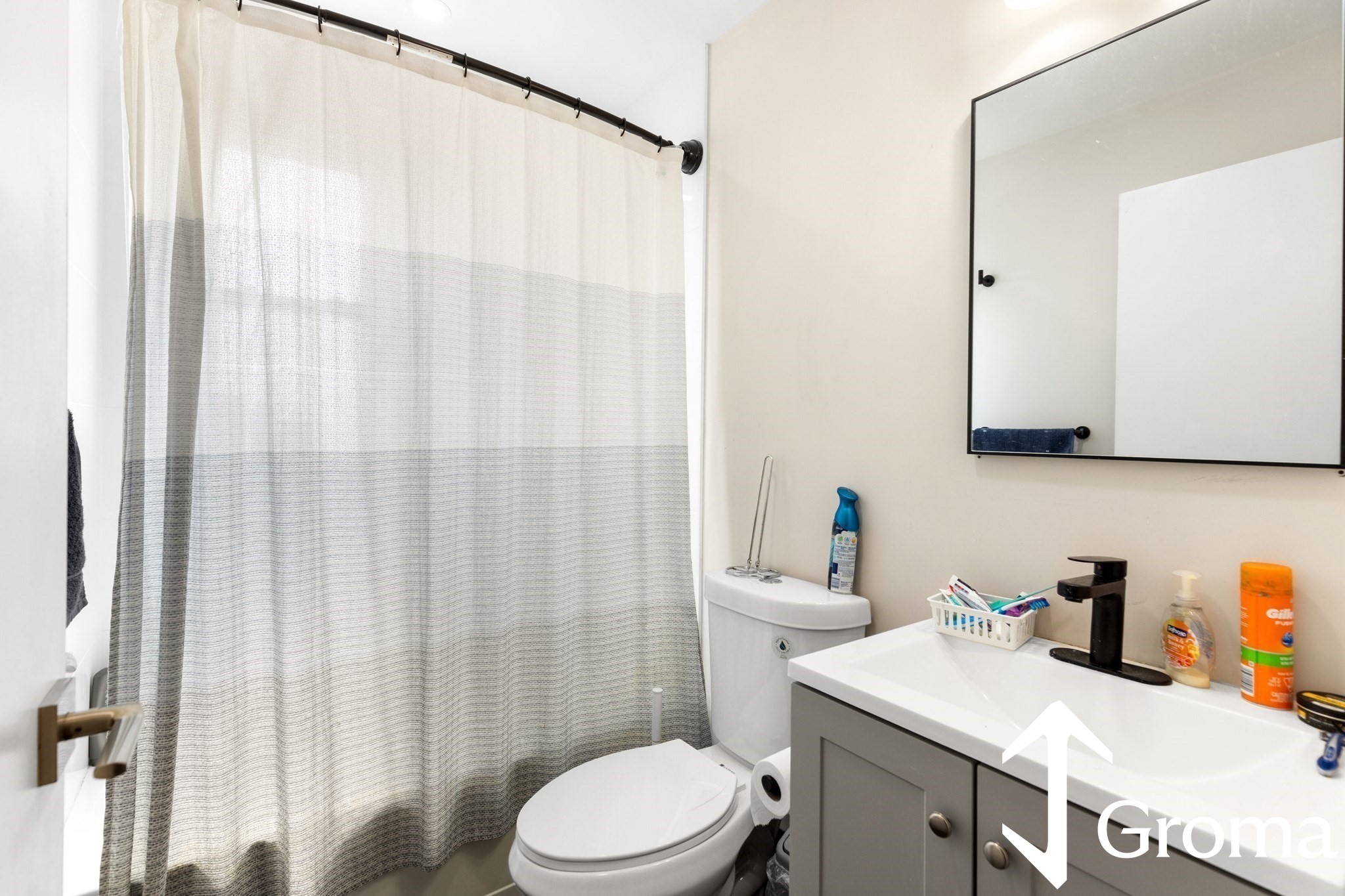 Photos of apartment on Transit St.,Boston MA 02127