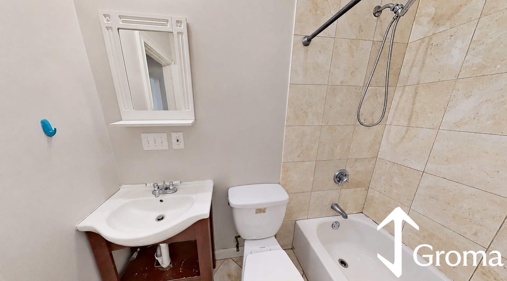 Photos of apartment on Tremont St.,Boston MA 02120