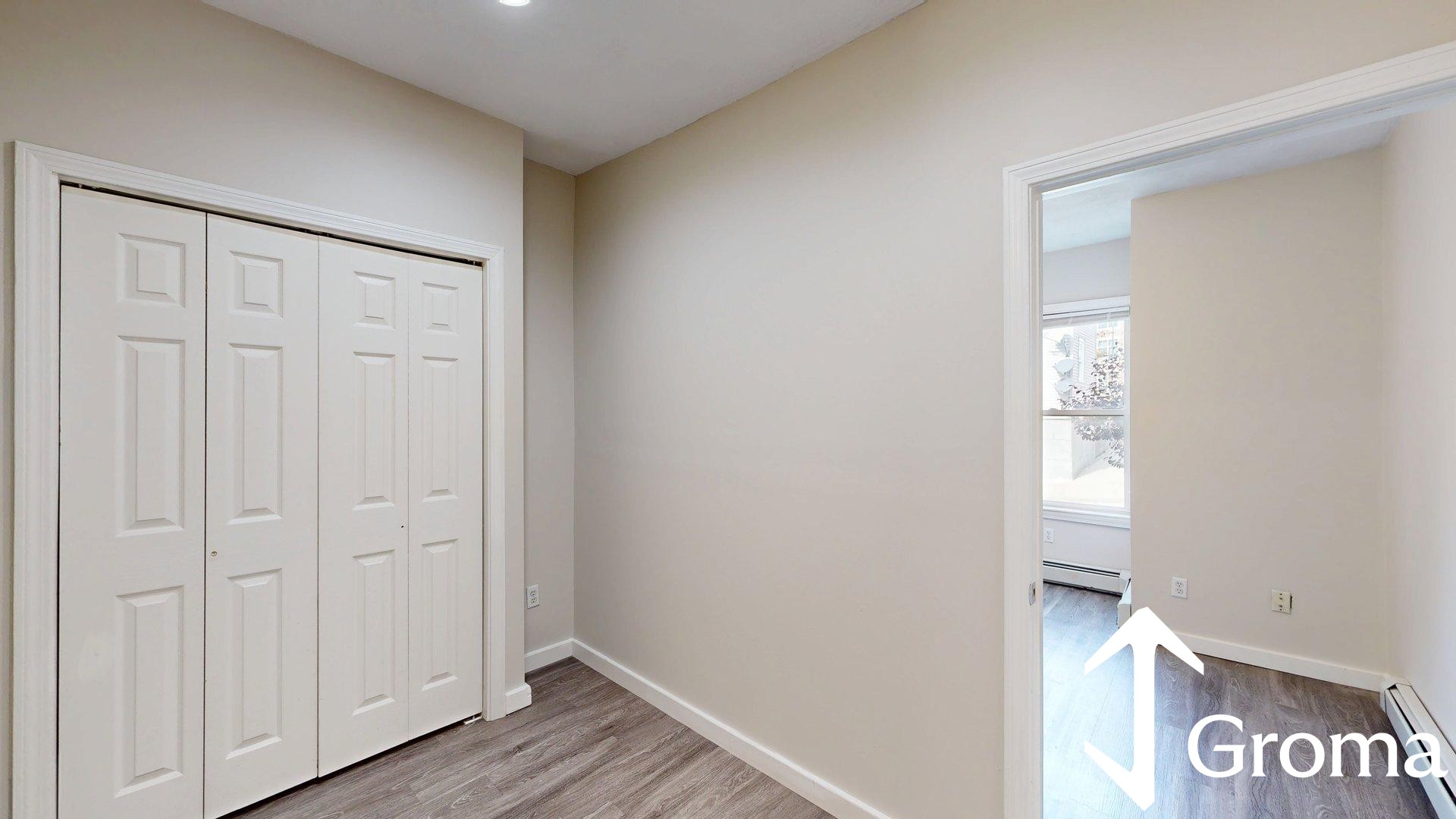 Photos of apartment on Chelsea St.,Boston MA 