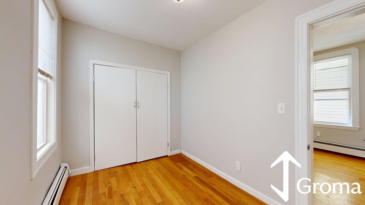 Photos of apartment on Chelsea St.,Boston MA 02128