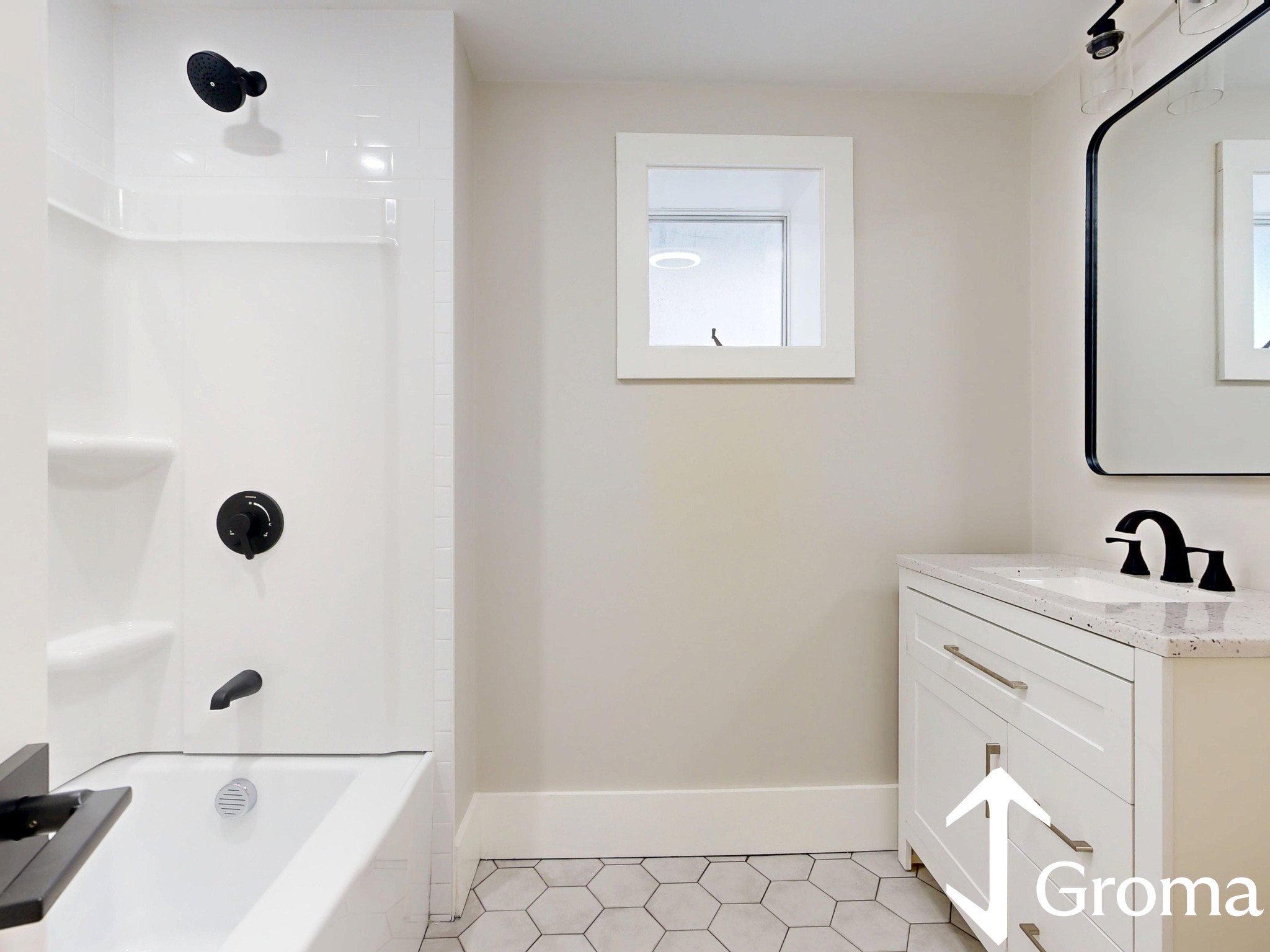 Photos of apartment on Saratoga Street972-974 Saratoga St.,Boston MA 02128