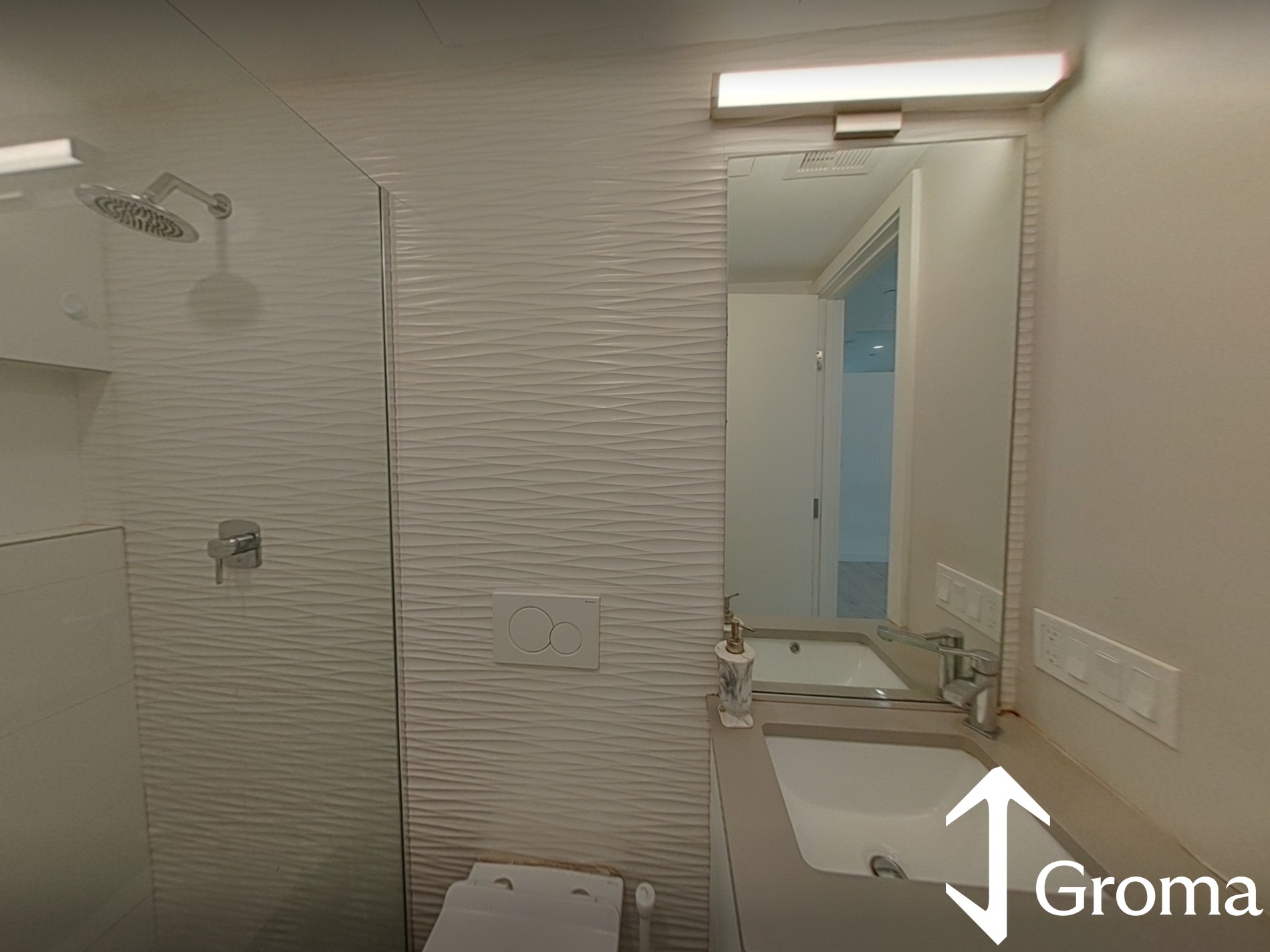 Photos of apartment on Worthington St.,Boston MA 02120