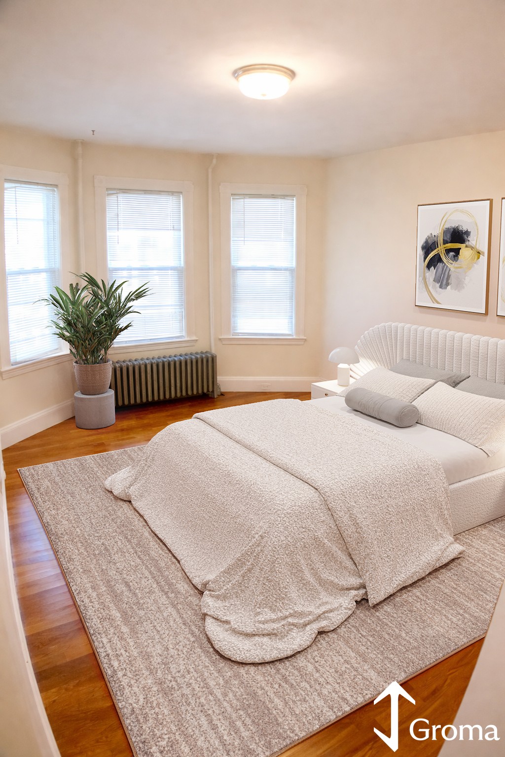 Photos of apartment on Oakview Ter.,Boston MA 