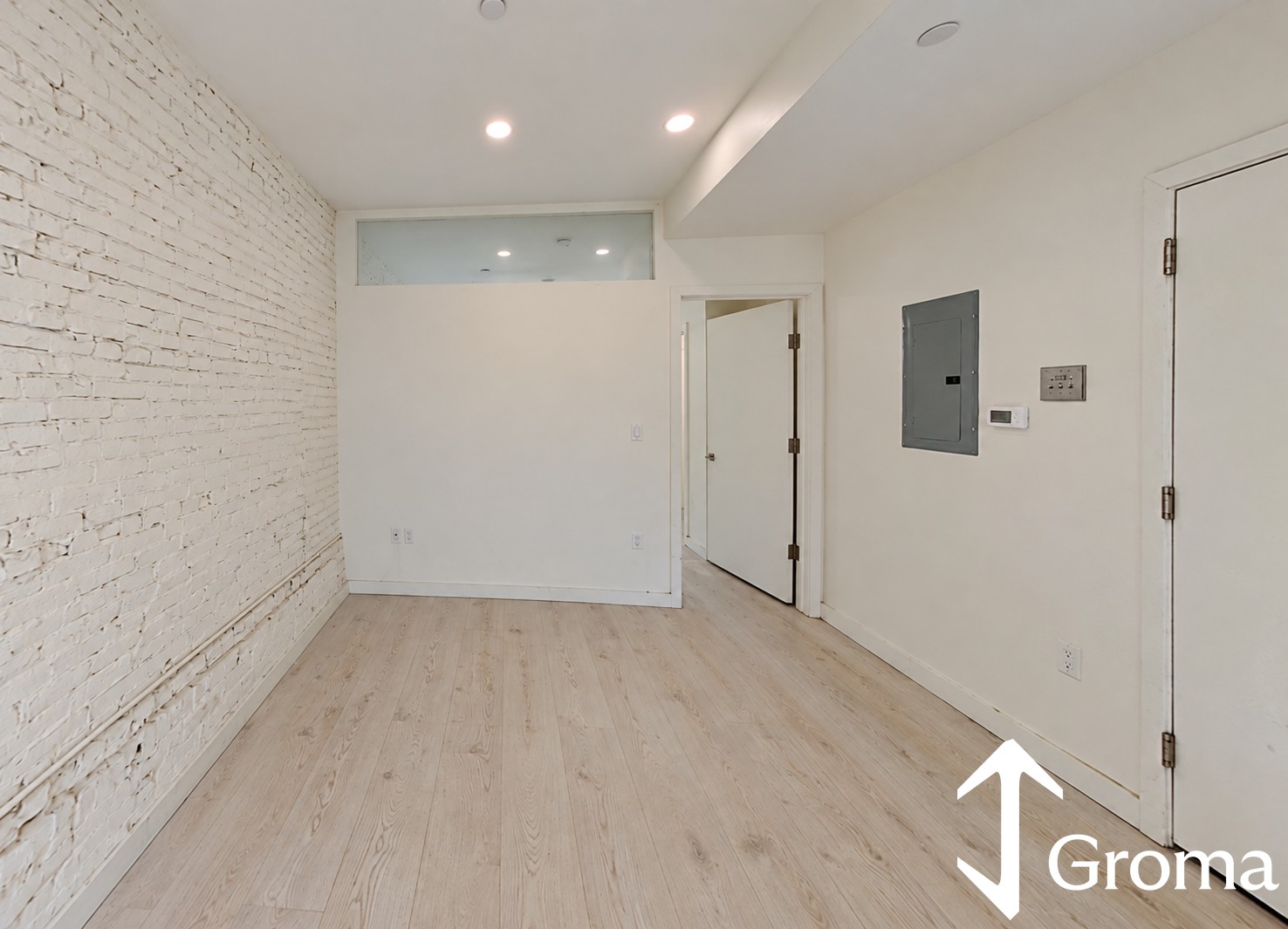 Photos of apartment on Worthington St.,Boston MA 02120