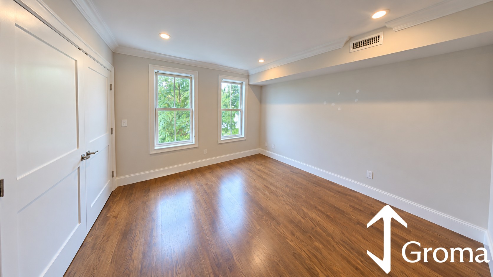 Photos of apartment on Juniper St.,Boston MA 02119