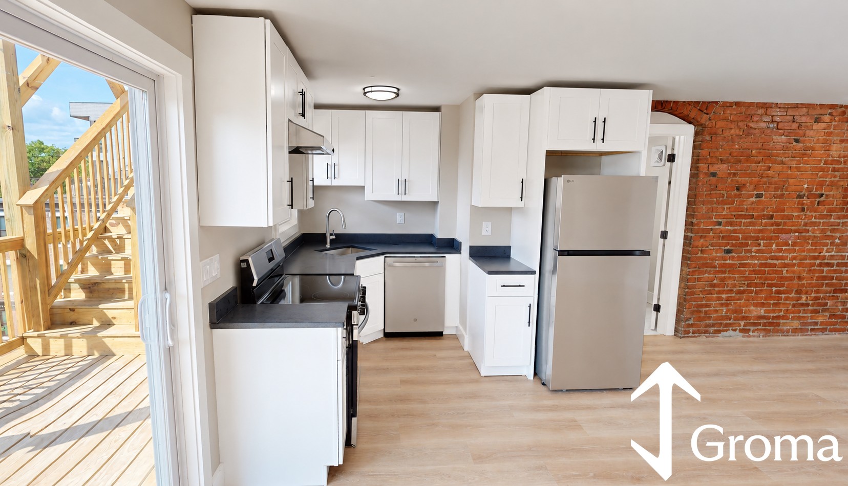 Photos of apartment on Franklin St.,Boston MA 02134