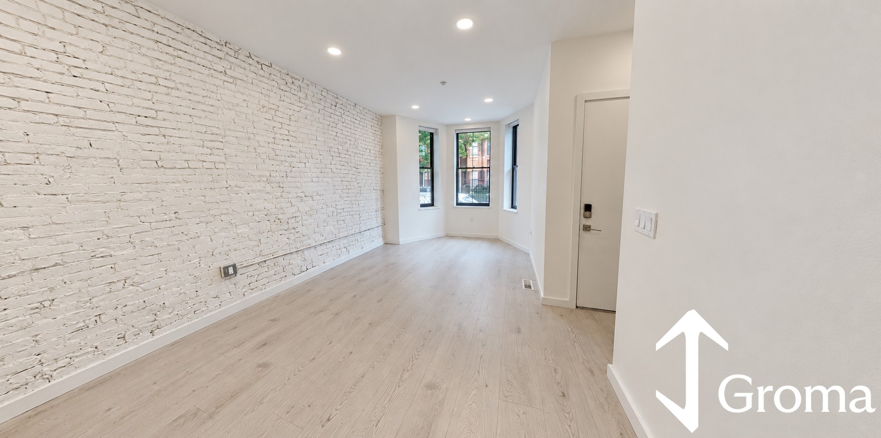Photos of apartment on Worthington St.,Boston MA 02120