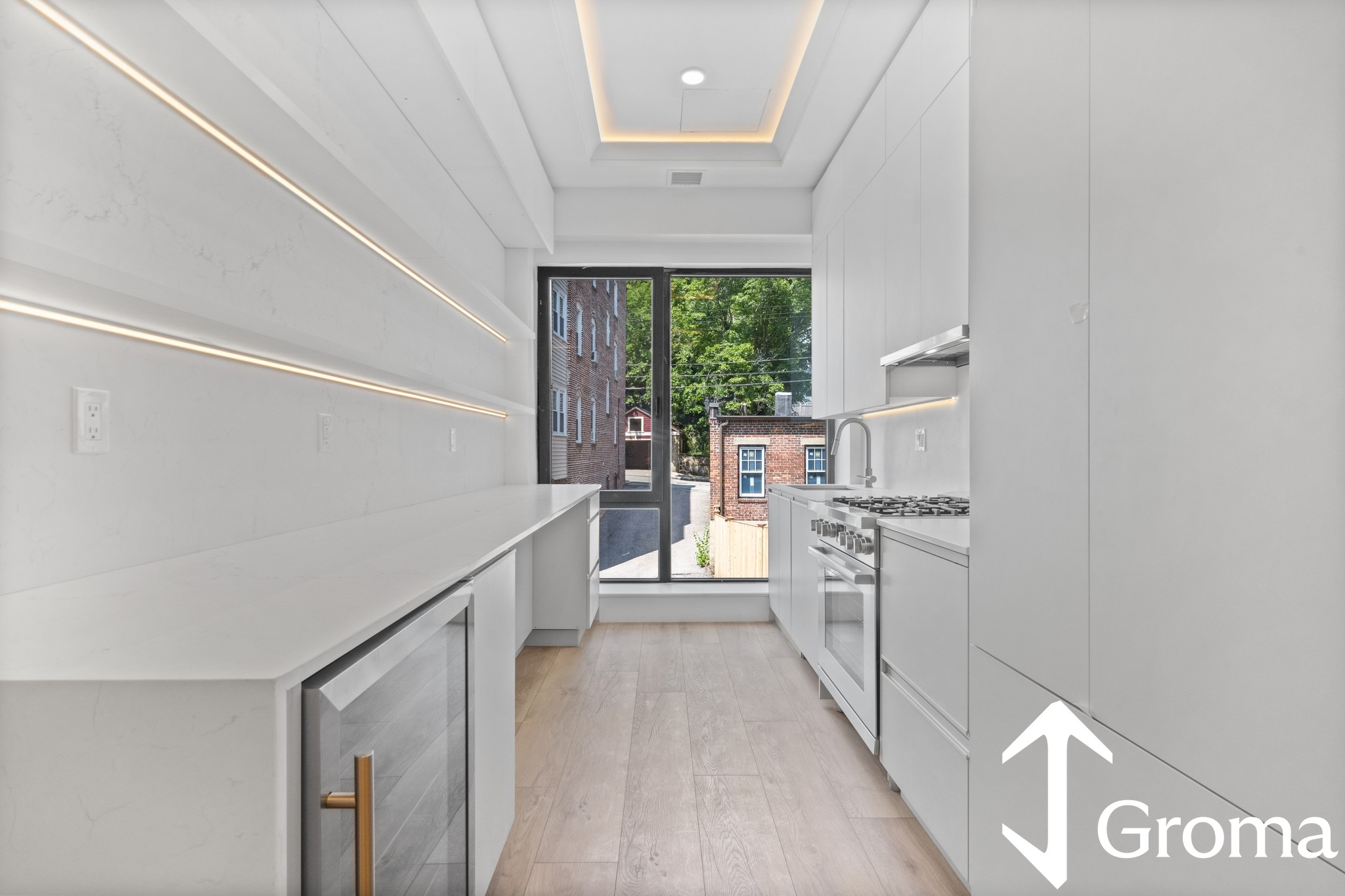 Photos of apartment on Beacon Street1578 Beacon Street - PH,Brookline MA 02446