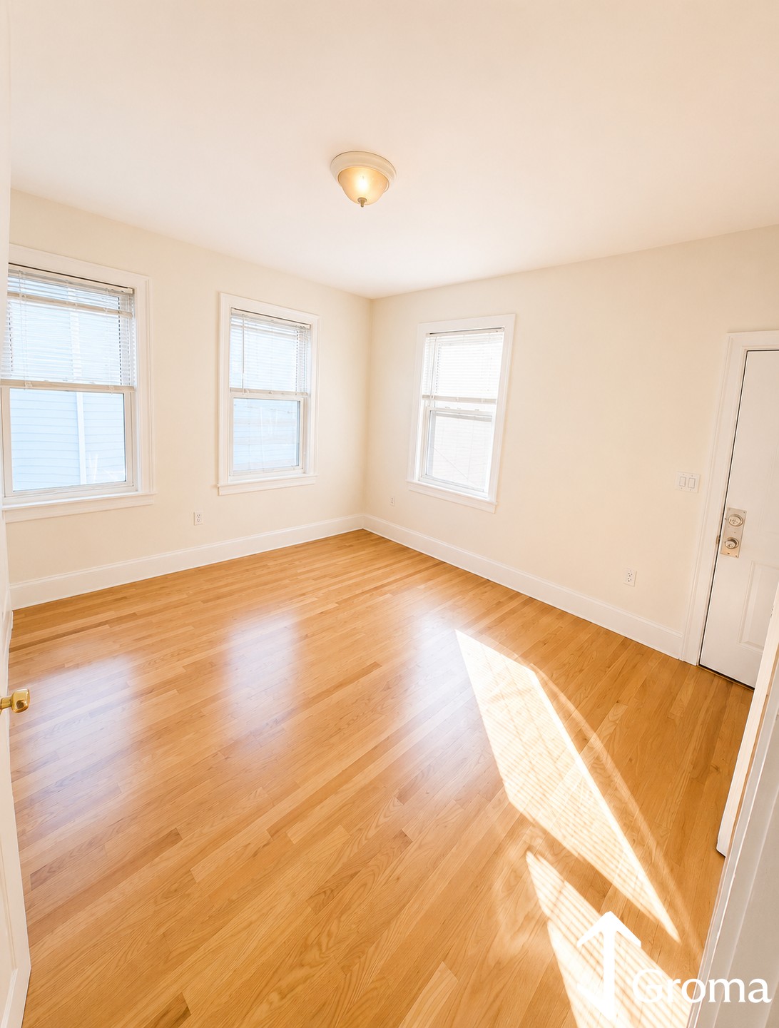 Photos of apartment on Humboldt Place4-12 Humboldt Pl.,Boston MA 02127