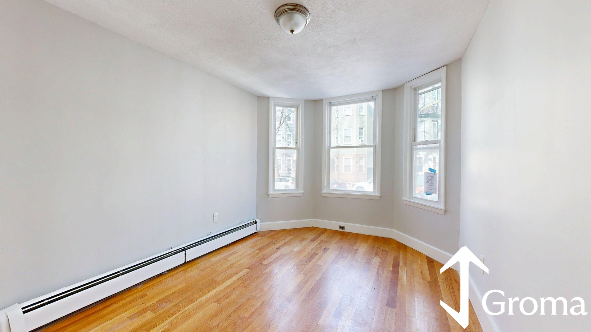 Photos of apartment on Chelsea St.,Boston MA 02128