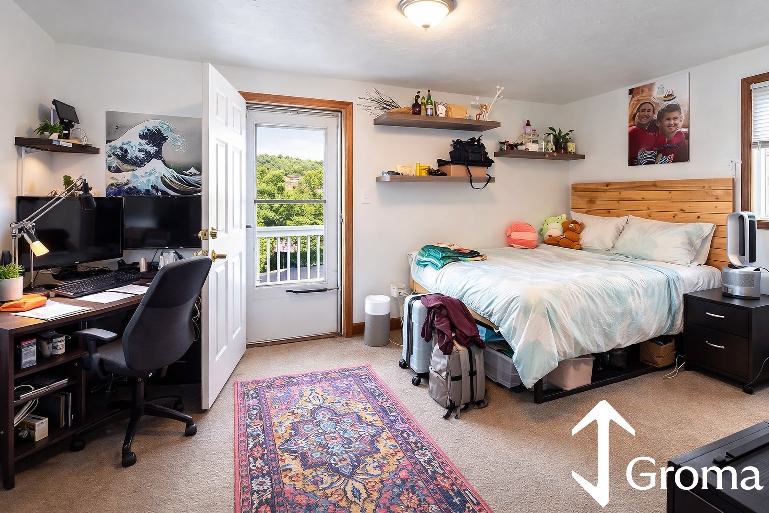 Photos of apartment on Centre St.,Boston MA 02119