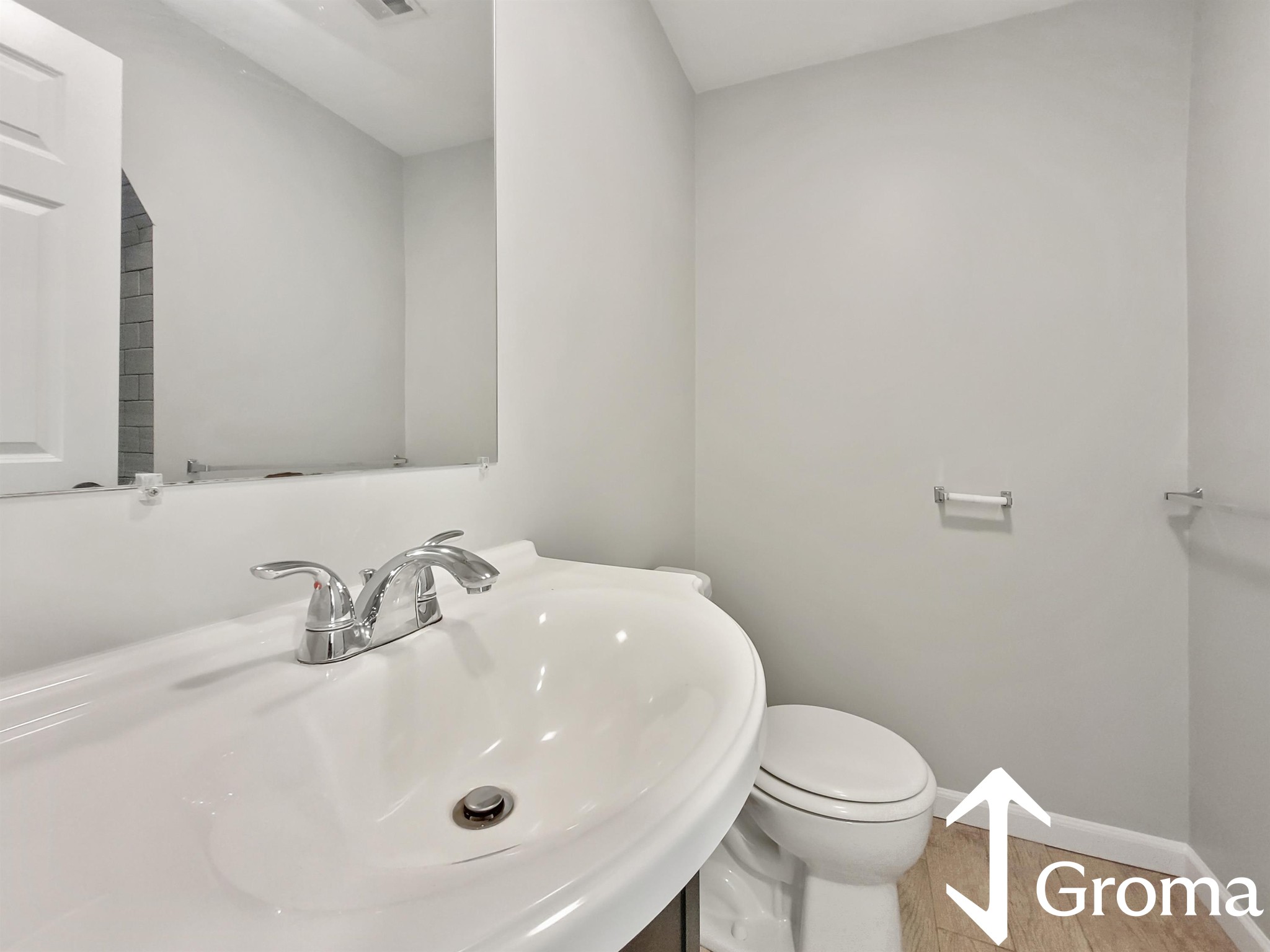 Photos of apartment on Arcadia St.,Boston MA 02122