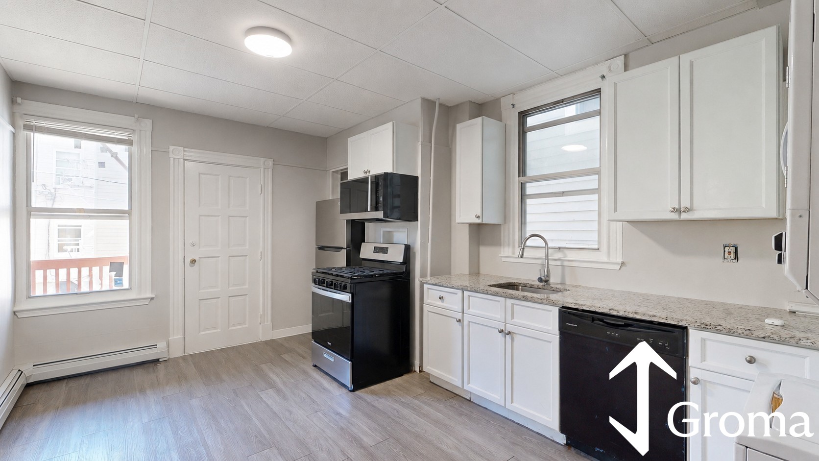 Photos of apartment on Chelsea St.,Boston MA 02128