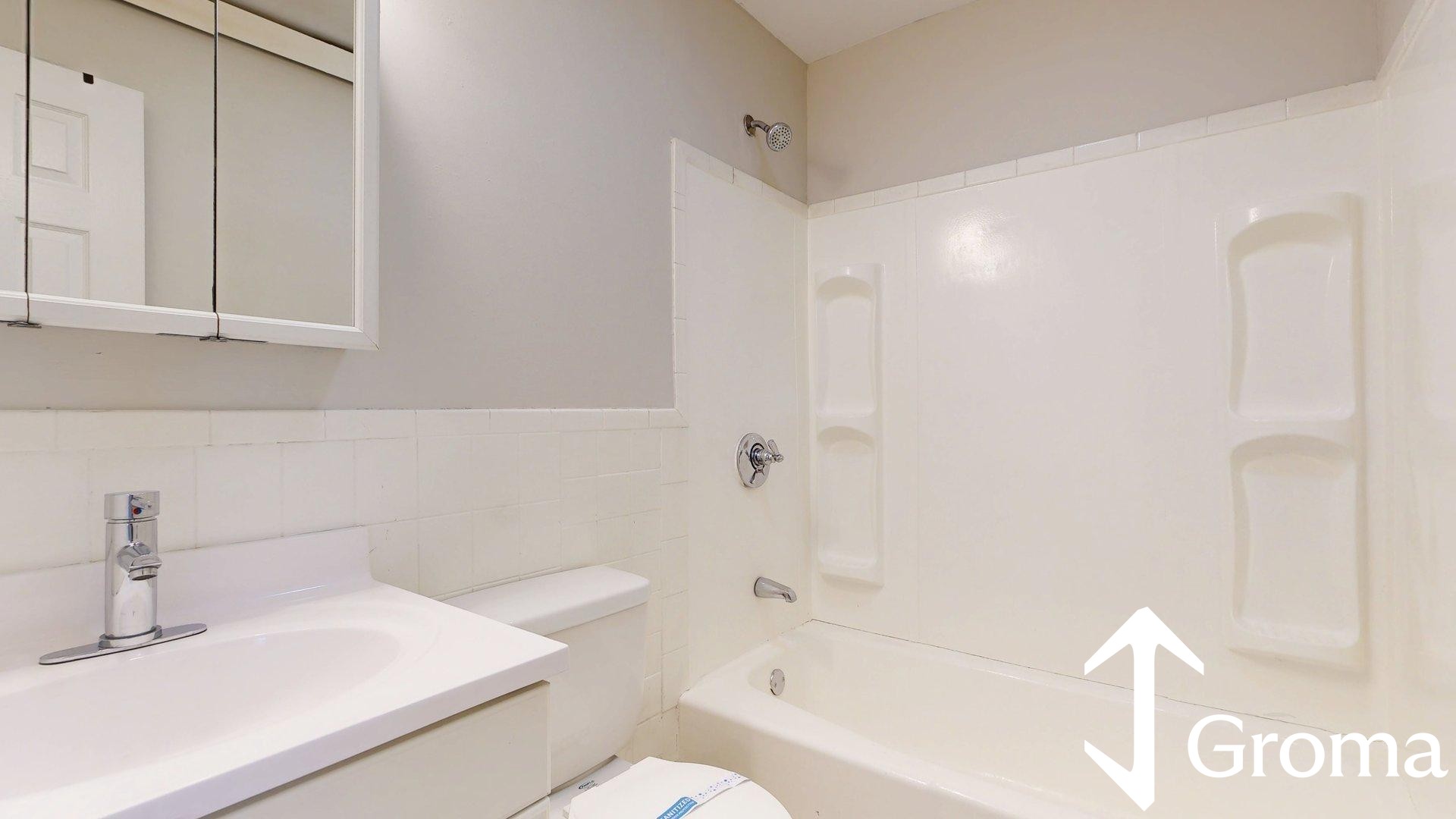 Photos of apartment on Meridian St.,Boston MA 02128