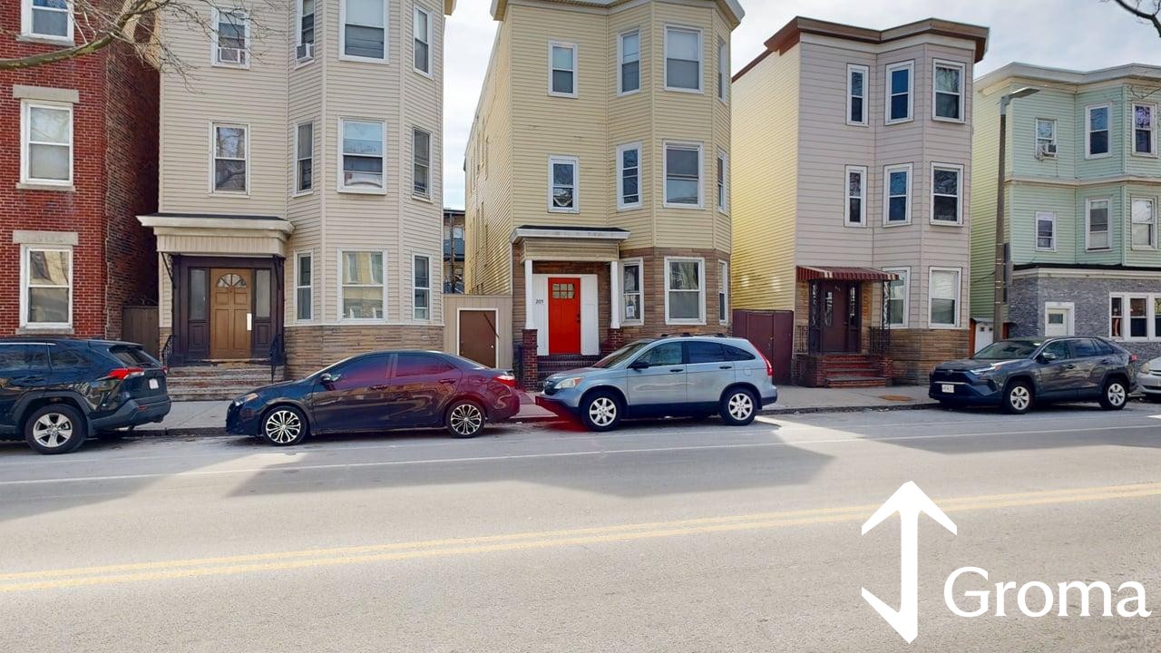 Photos of apartment on Chelsea St.,Boston MA 02128