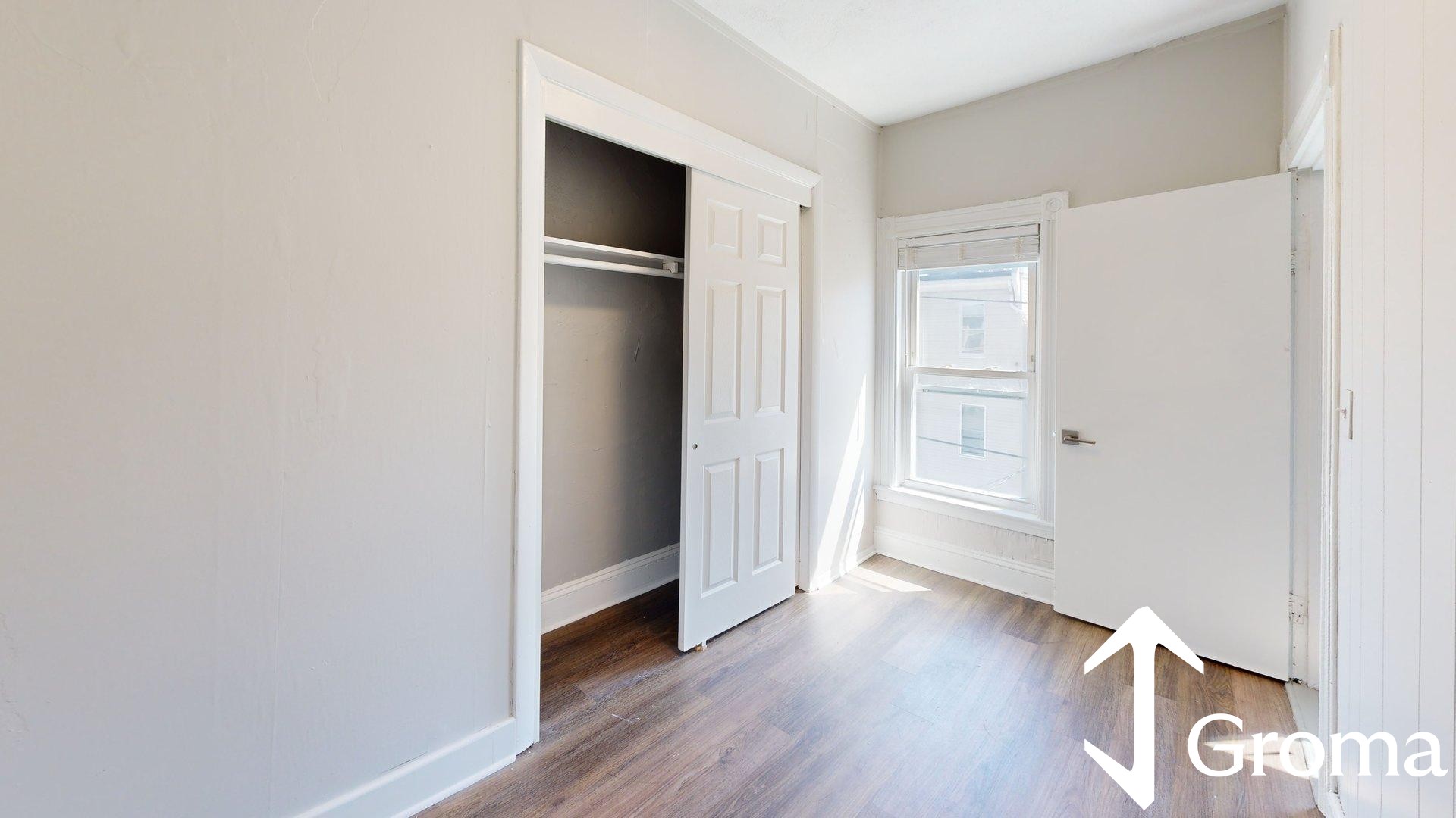 Photos of apartment on Chelsea St.,Boston MA 02128