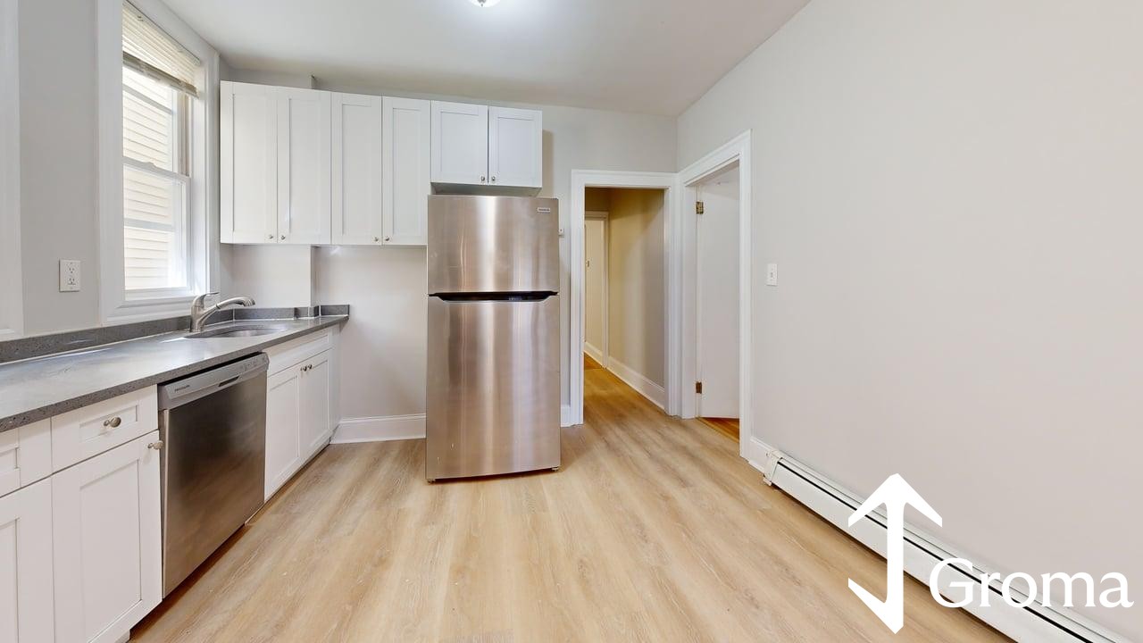 Photos of apartment on Chelsea St.,Boston MA 02128