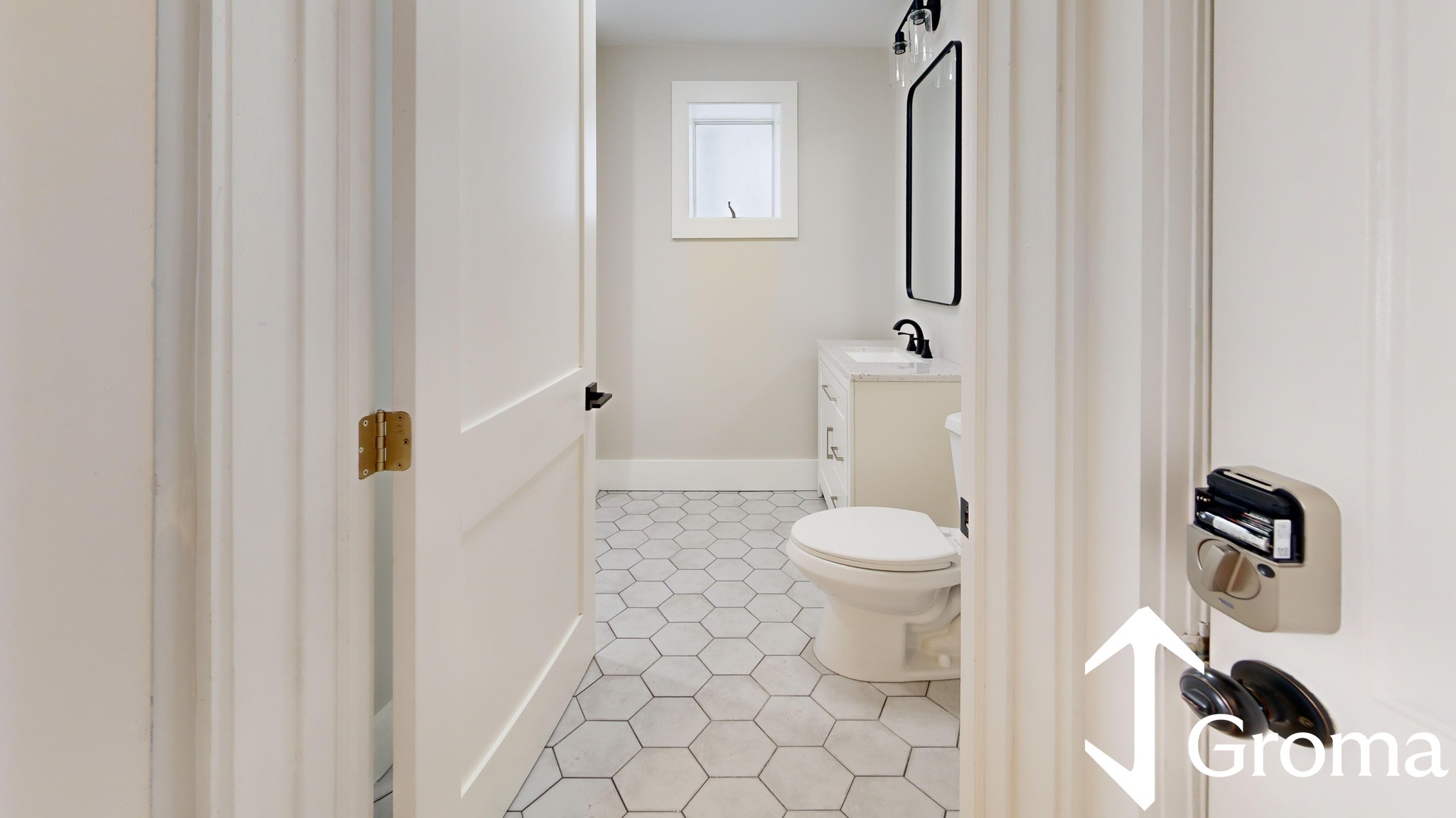 Photos of apartment on Saratoga Street972-974 Saratoga St.,Boston MA 02128