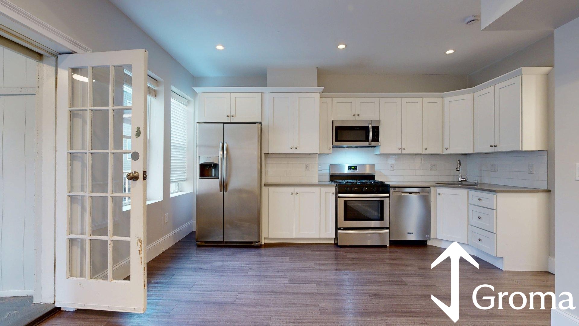 Photos of apartment on Saratoga St.,Boston MA 02128