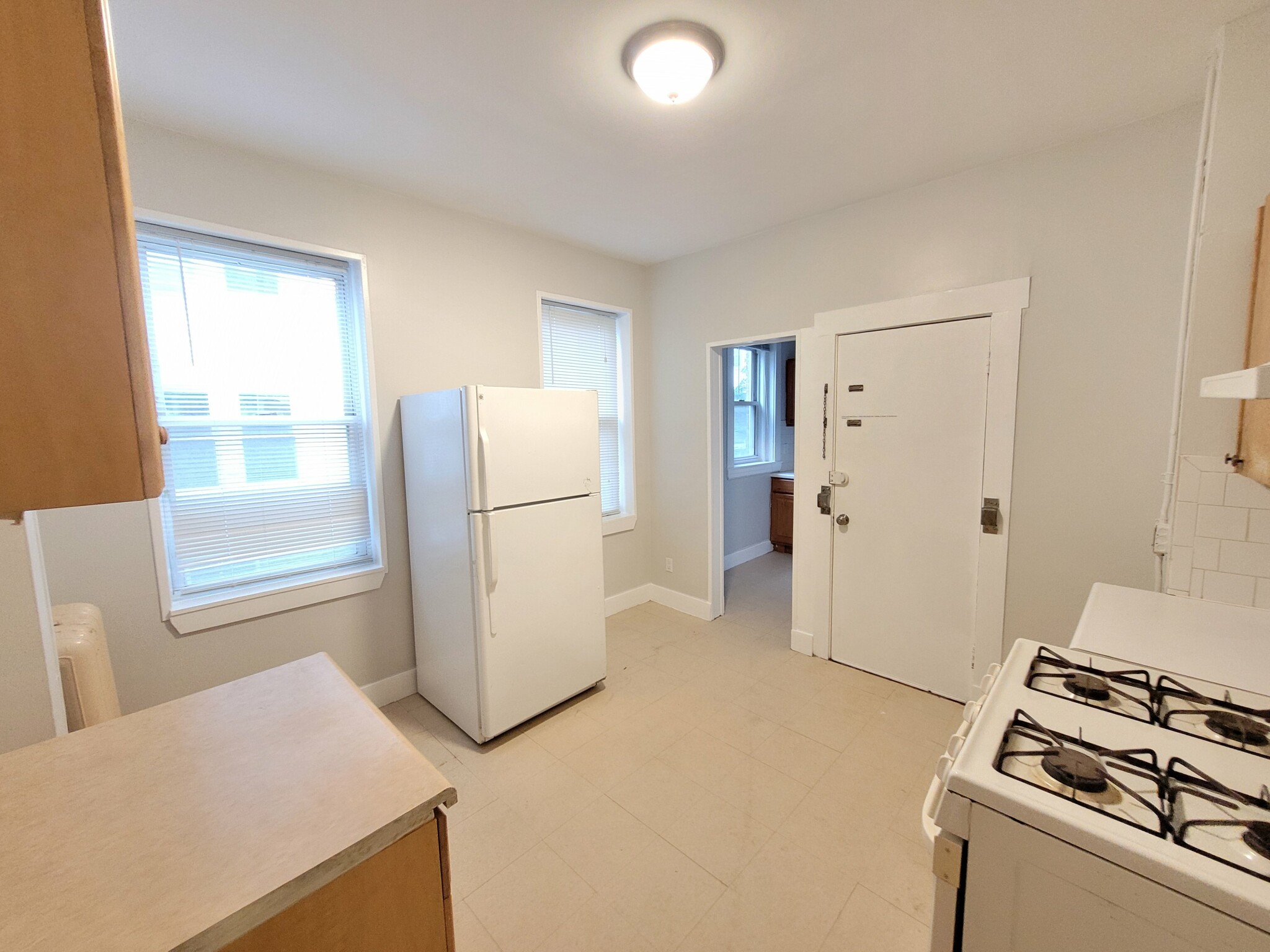 48 Clark Ave, Chelsea