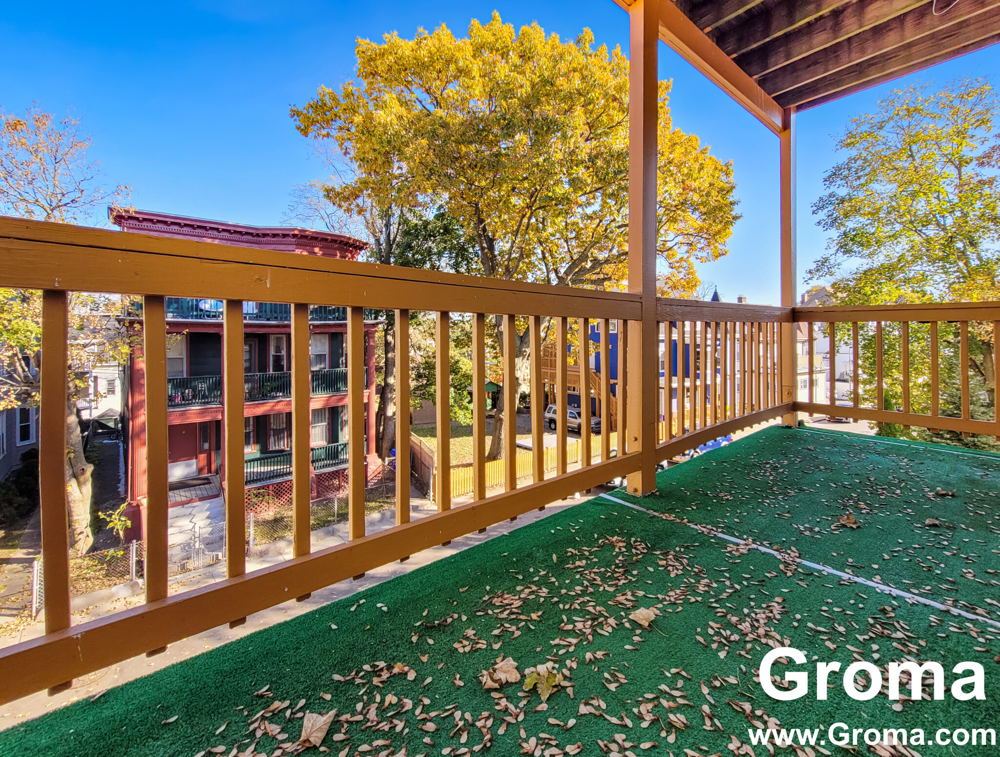 110 Howland, Roxbury