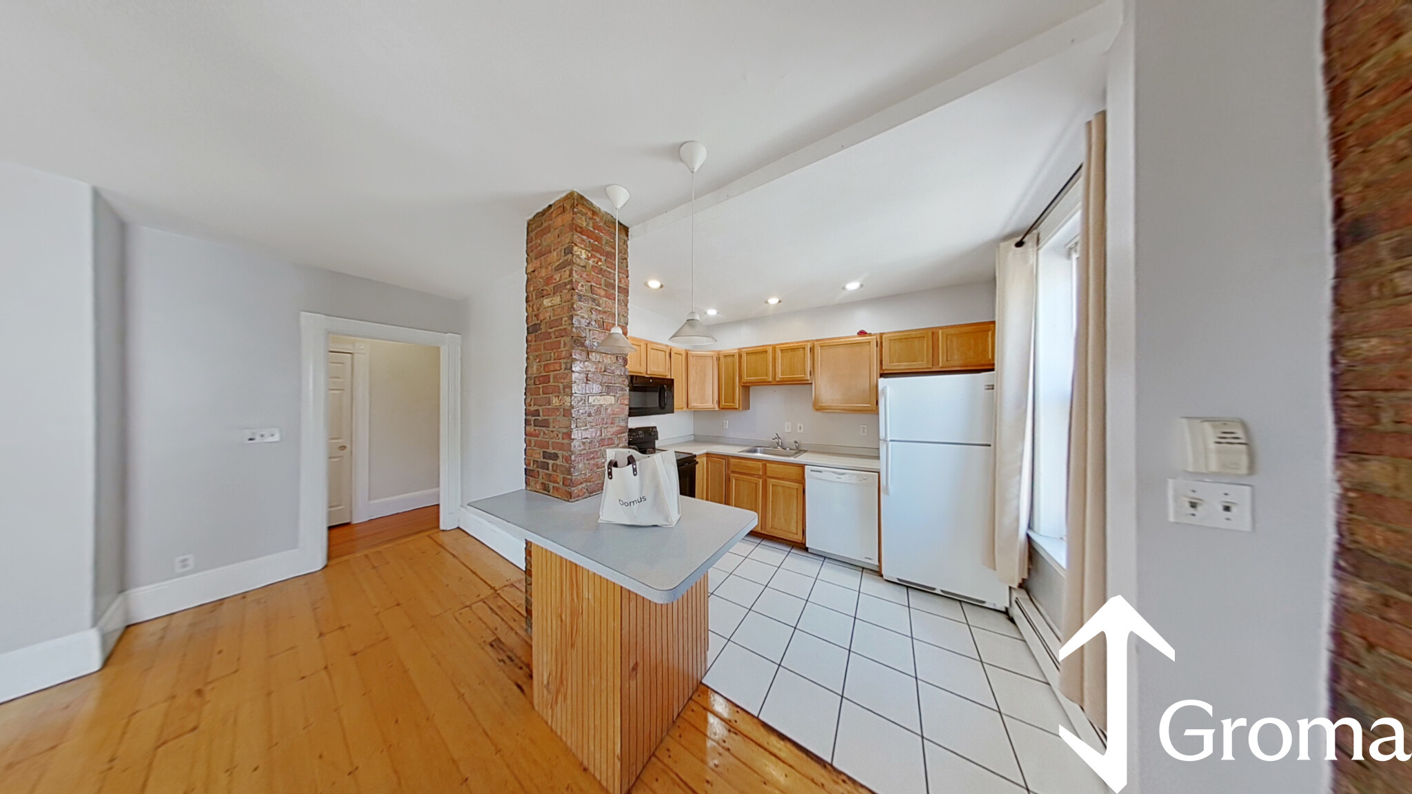 1540 Tremont, Mission Hill