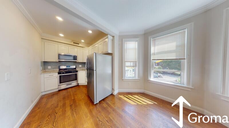 Photos of apartment on Perrin St.,Boston MA 02119