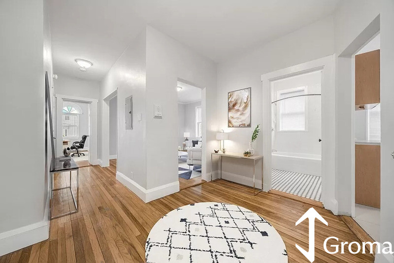 48 Clark Ave, Chelsea