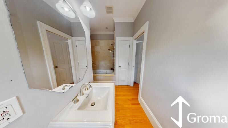 32 Ward St, South Boston