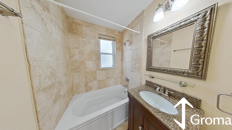 28 Fisher Ave, Mission Hill