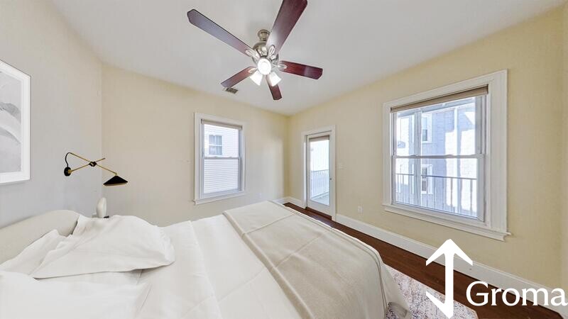 28 Fisher Ave, Mission Hill