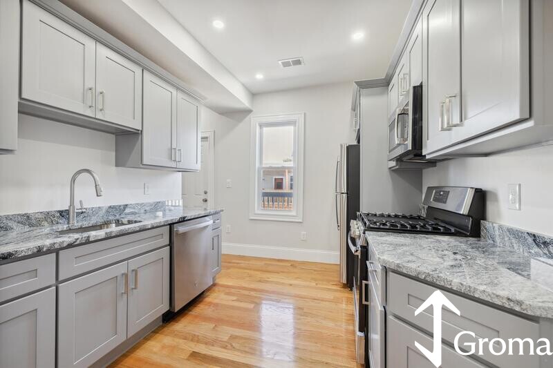 Photos of apartment on Verrill St.,Boston MA 02126