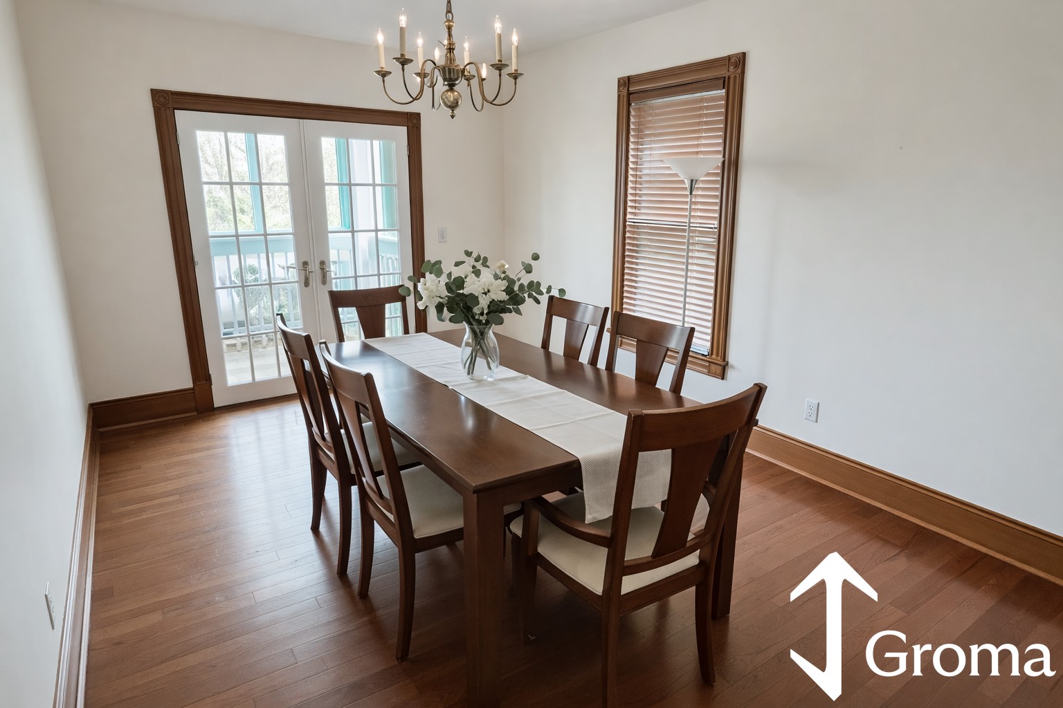 Photos of apartment on Hillside St.,Boston MA 02120