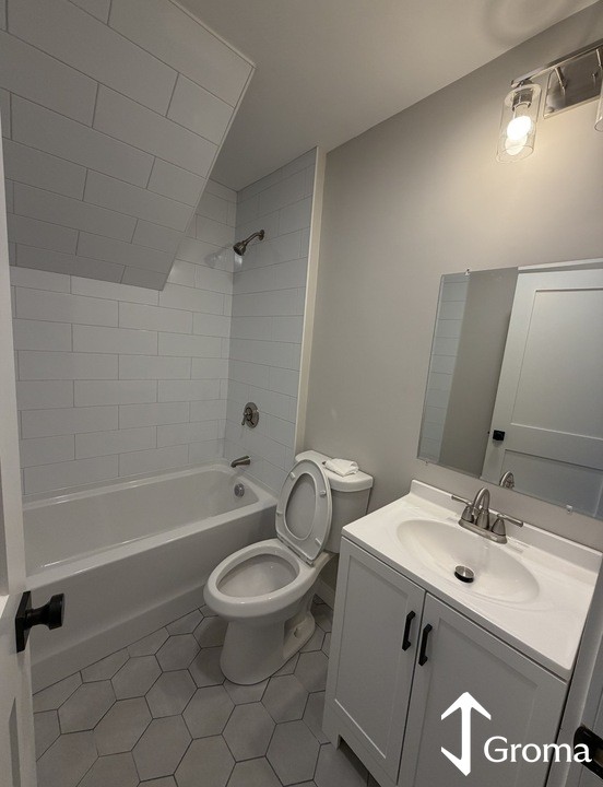 Photos of apartment on Main St.,Medford MA 02155