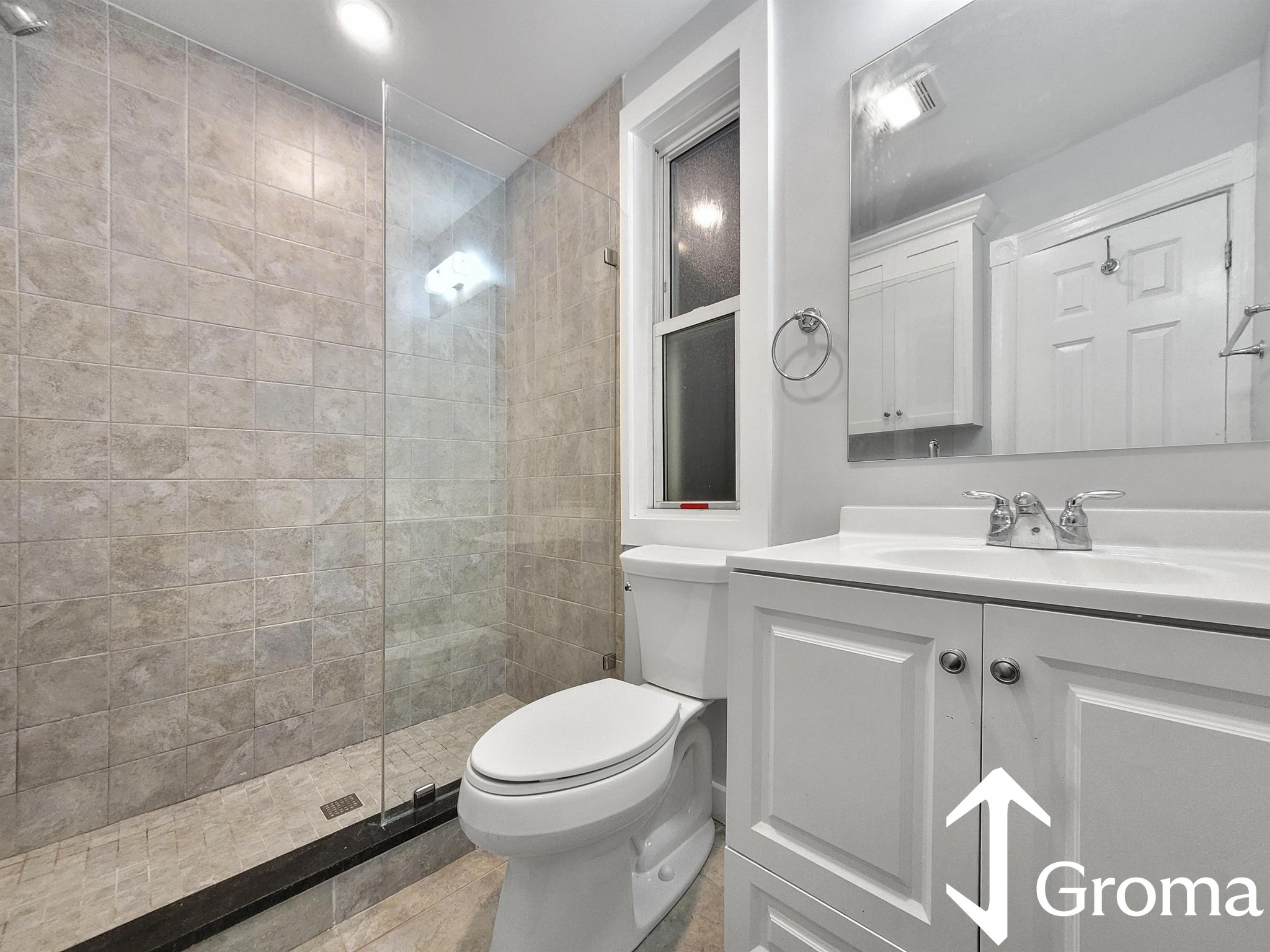 Photos of apartment on Myrtle St.,Malden MA 02148