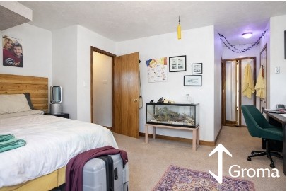 Photos of apartment on Centre St.,Boston MA 02119