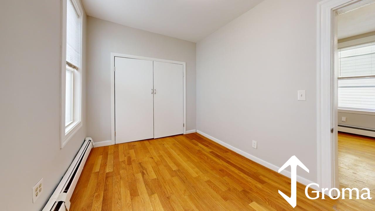 Photos of apartment on Chelsea St.,Boston MA 02128