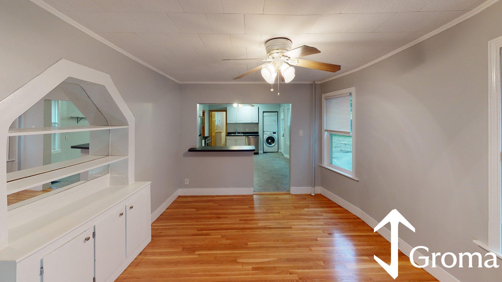 Photos of apartment on Saratoga St.,Boston MA 02128